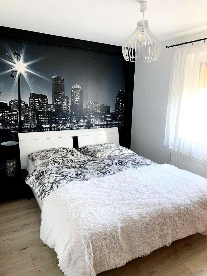 Apartament Kwiatowa Piechowice  Exteriör bild